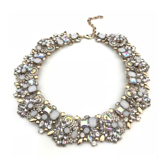 Glam Collar Necklace - Picture 3 of 8